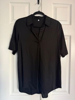 Muji Women's Black Collared Short-Sleeve Blouse